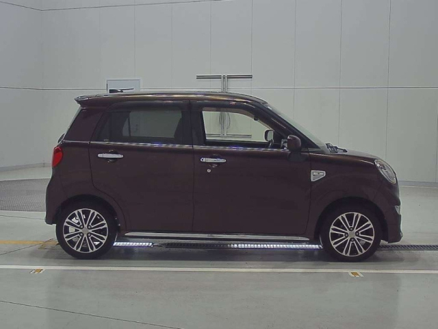 DAIHATSU CAST 2015