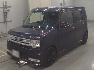 TOYOTA PIXIS SPACE 2011