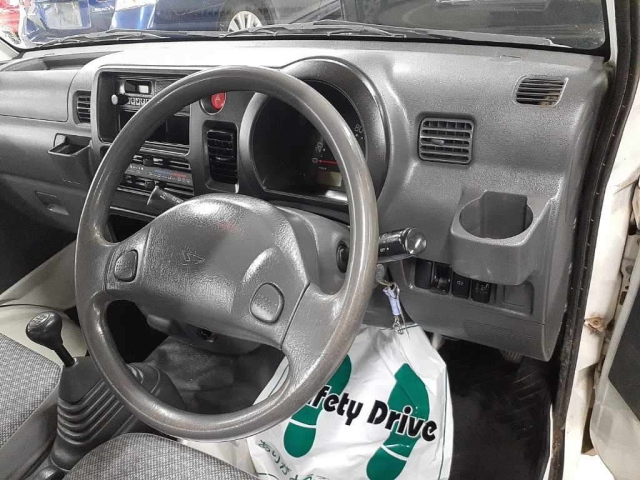 DAIHATSU HIJET TRUCK 2010