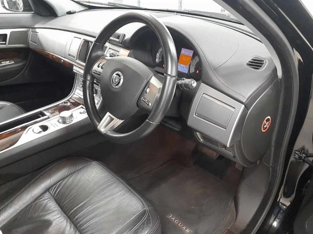 JAGUAR XF SERIES 2011