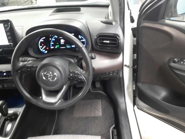 TOYOTA YARIS CROSS 2021