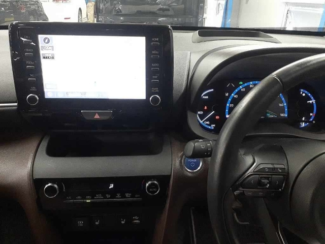 TOYOTA YARIS CROSS 2021