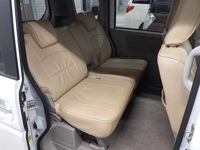 SUZUKI EVERY WAGON 2012