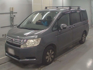 HONDA STEP WAGON 2010