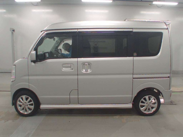 NISSAN CLIPPER RIO 2022