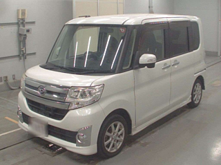 DAIHATSU TANTO 2014