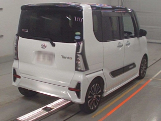 DAIHATSU TANTO 2020