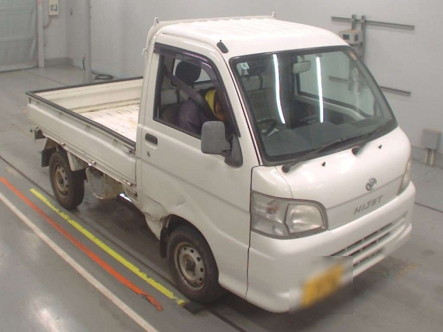 DAIHATSU HIJET TRUCK 2011