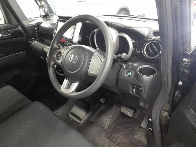 HONDA N BOX PLUS 2012