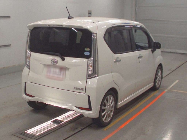 DAIHATSU MOVE 2017