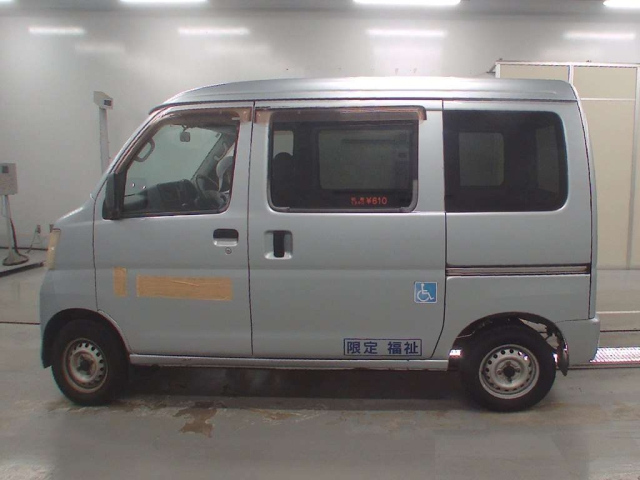 DAIHATSU HIJET VAN 2009