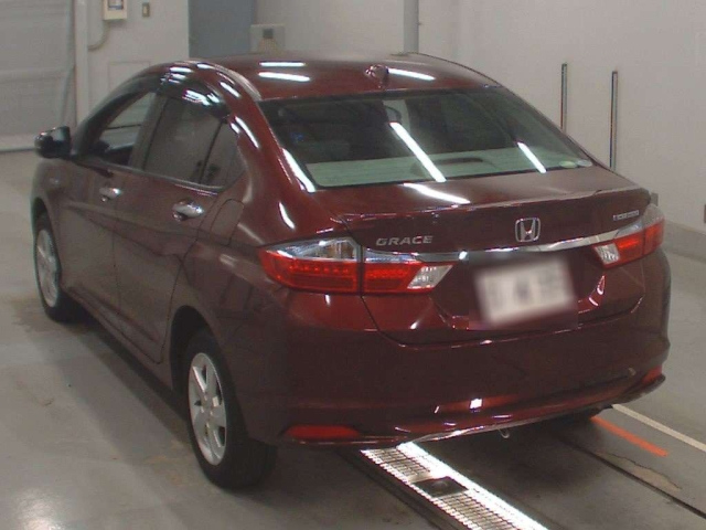 HONDA GRACE 2015
