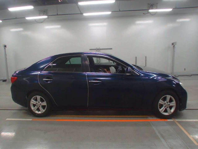 TOYOTA MARK X 2012
