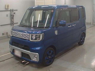 DAIHATSU WAKE 2014