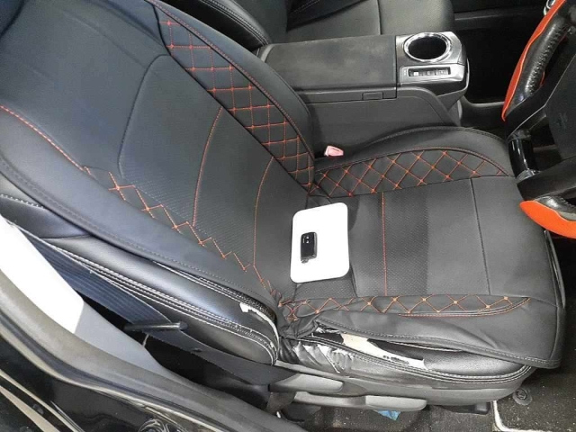 TOYOTA PRIUS ALPHA 2013