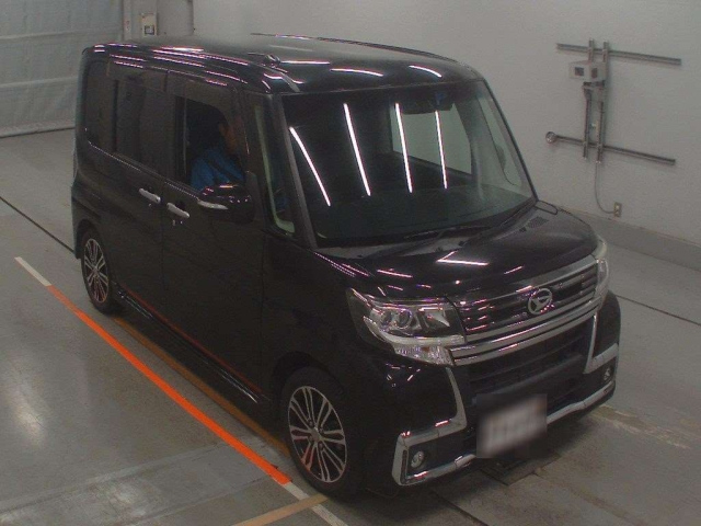 DAIHATSU TANTO 2017