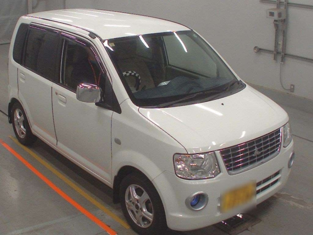 MITSUBISHI EK WAGON 2013