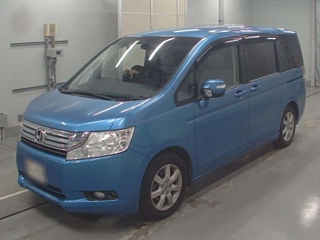 HONDA STEP WAGON 2010