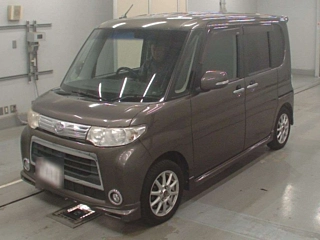 DAIHATSU TANTO 2012