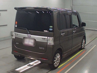 DAIHATSU TANTO 2012