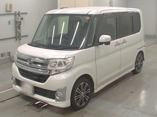DAIHATSU TANTO 2014