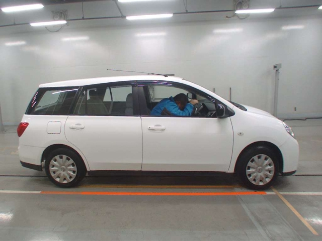 NISSAN WINGROAD 2015