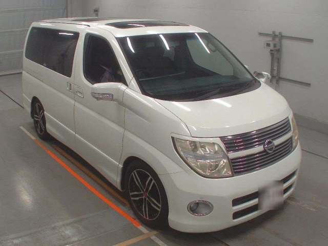 NISSAN ELGRAND 2009
