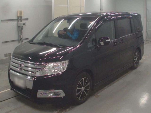 HONDA STEP WAGON 2010