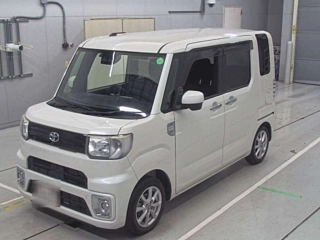 TOYOTA PIXIS MEGA 2018