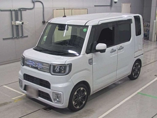 TOYOTA PIXIS MEGA 2020
