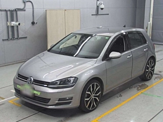 VOLKSWAGEN GOLF 2015