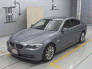 BMW 5 SERIES 2010