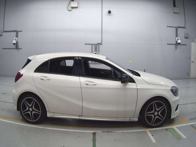MERCEDES BENZ A CLASS 2014