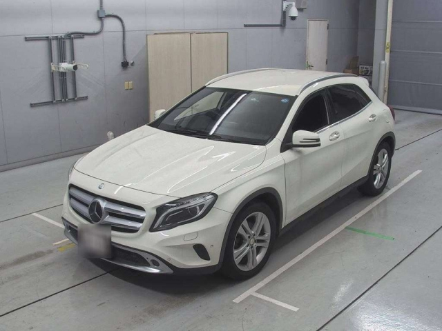MERCEDES BENZ GLA CLASS 2015
