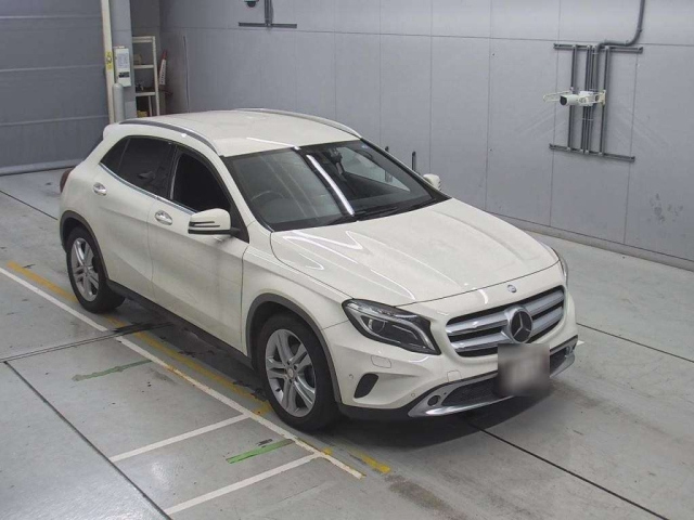 MERCEDES BENZ GLA CLASS 2015