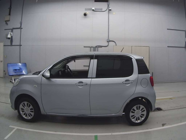 TOYOTA PASSO 2016