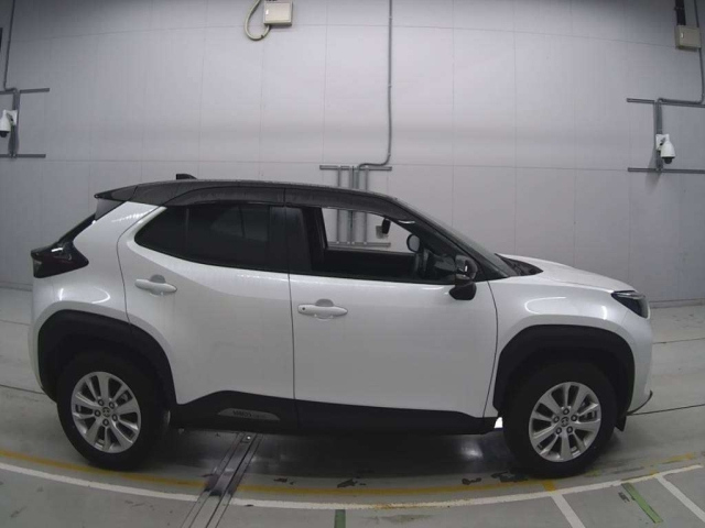 TOYOTA YARIS CROSS 2023