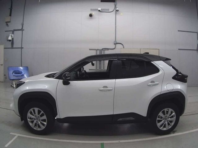 TOYOTA YARIS CROSS 2023