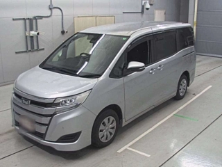 TOYOTA NOAH 2020