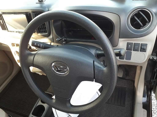 DAIHATSU MIRA E S 2016