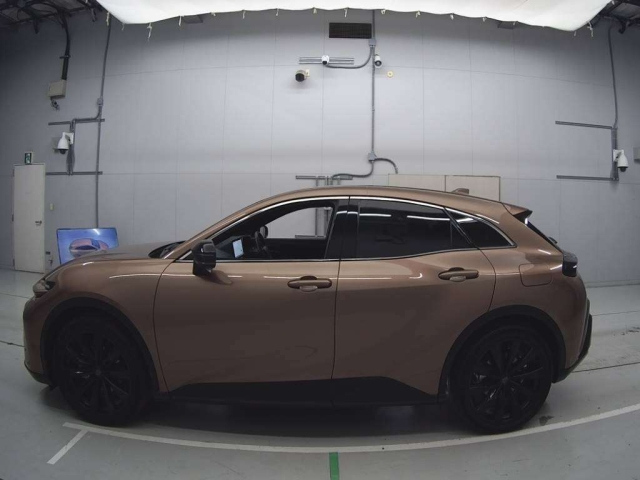 TOYOTA CROWN SPORT 2024