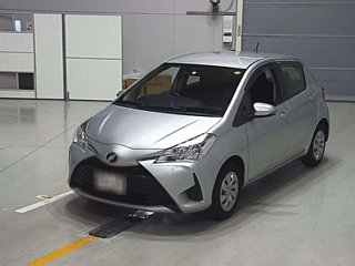 TOYOTA VITZ 2018