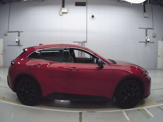 TOYOTA CROWN SPORT 2024