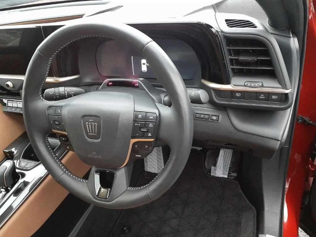 TOYOTA CROWN SPORT 2024