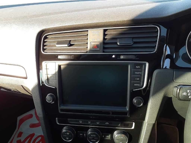 VOLKSWAGEN GOLF VARIANT 2016