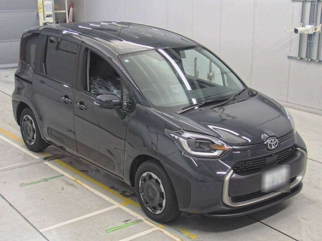 TOYOTA SIENTA 2025