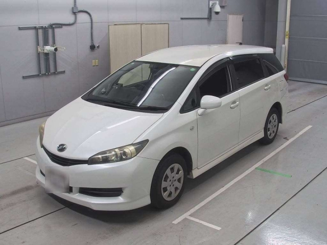 TOYOTA WISH 2011