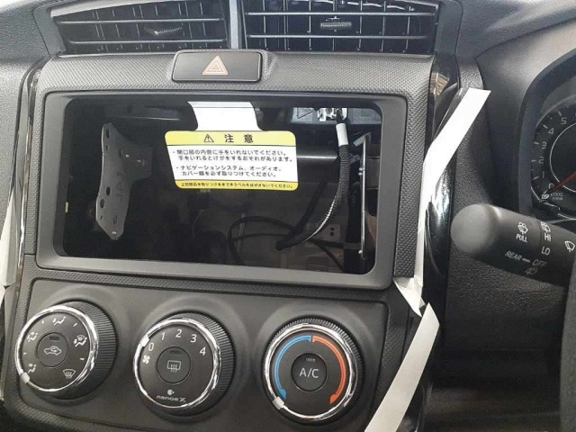 TOYOTA COROLLA AXIO 2025