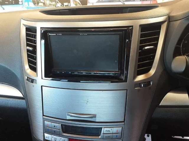 SUBARU LEGACY B4 2011