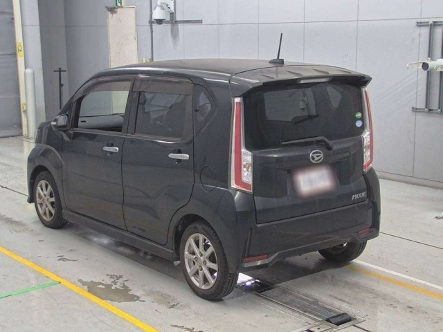 DAIHATSU MOVE 2015